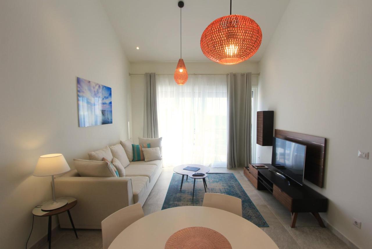 Lustica Bay Magnolia Apartment Tivat Luaran gambar