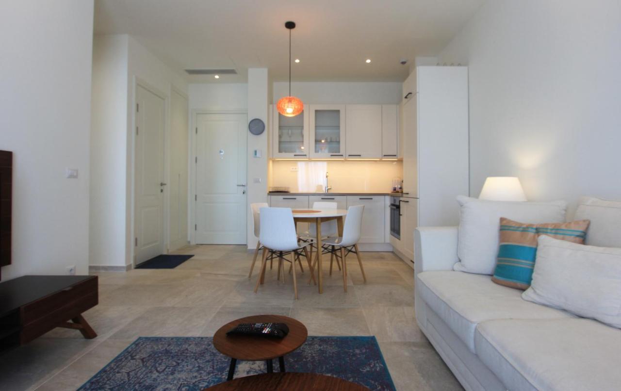 Lustica Bay Magnolia Apartment Tivat Luaran gambar