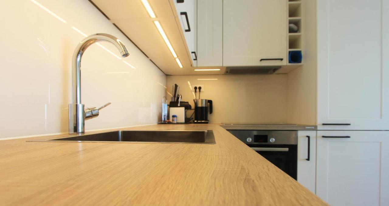 Lustica Bay Magnolia Apartment Tivat Luaran gambar